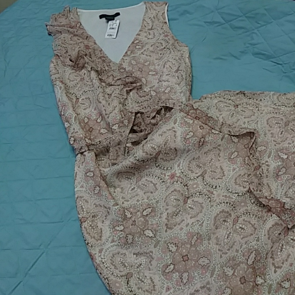 Floral dress perfect for spring
